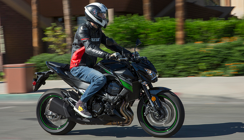 Illustration for article titled Gear Review: Is The $400 AGV K-5’s New Weight Savings Worth The Extra Cost?